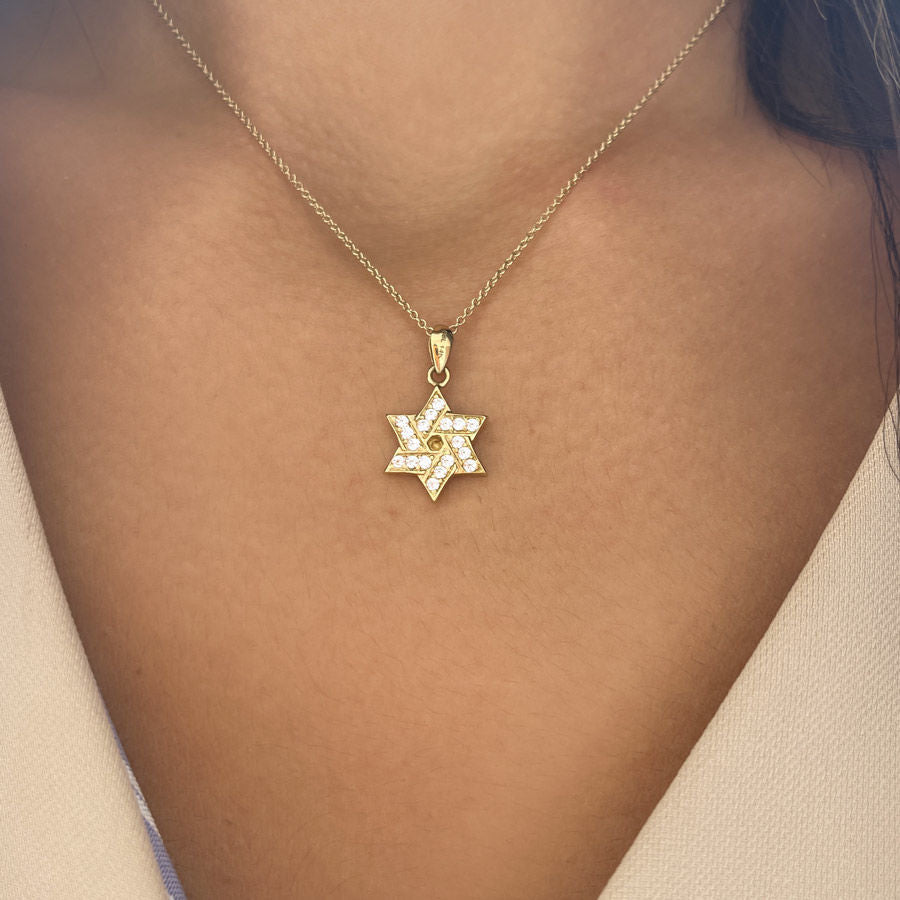 14k-yellow-gold-pendant-Small-studded-star-of-david